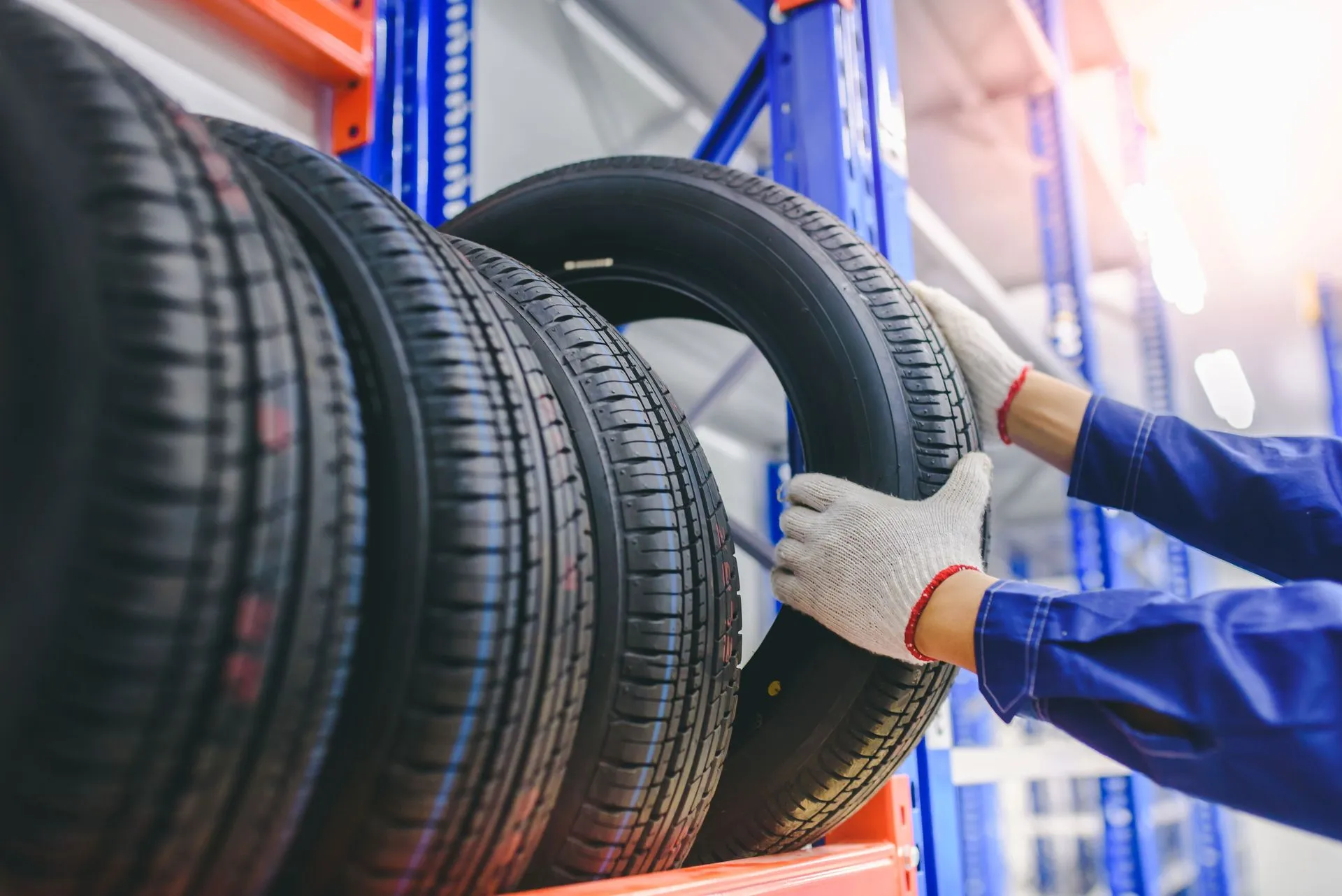 Seasonal Tire Maintenance Tips From a Reliable Tire Shop